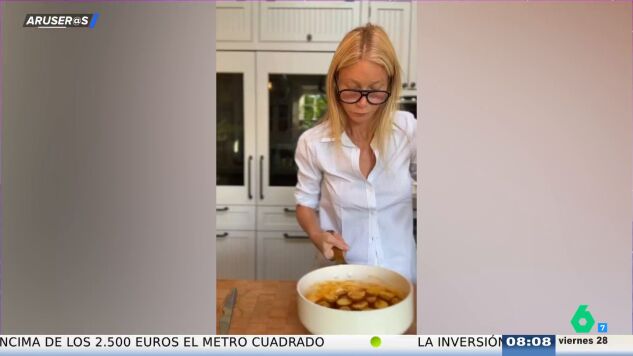 La sorprendente receta de los huevos rotos de Gwyneth Paltrow con la que rinde homenaje a la cocina espa&ntilde;ola