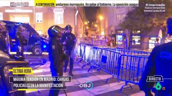 Las protestas pac&iacute;ficas a favor de Ceuta terminaban en Madrid en cargas policiales, que se ve&iacute;an obligadas a responder con material antidisturbios despu&eacute;s de que varios grupos de ultras reventaran la manifestaci&oacute;n.