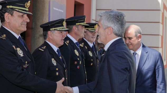 El ministro del Interior, Fernando Grande-Marlaska, y el director general de la Polic&iacute;a, Francisco Pardo, en mayo de este a&ntilde;o.