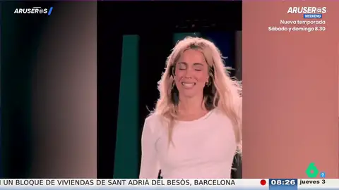 Tini Stoessel rompe a llorar sobre el escenario al cantar 'Ángel': "Llora por el padre" Tini Stoessel rompe a llorar sobre el escenario al cantar 'Ángel': "Llora por el padre"