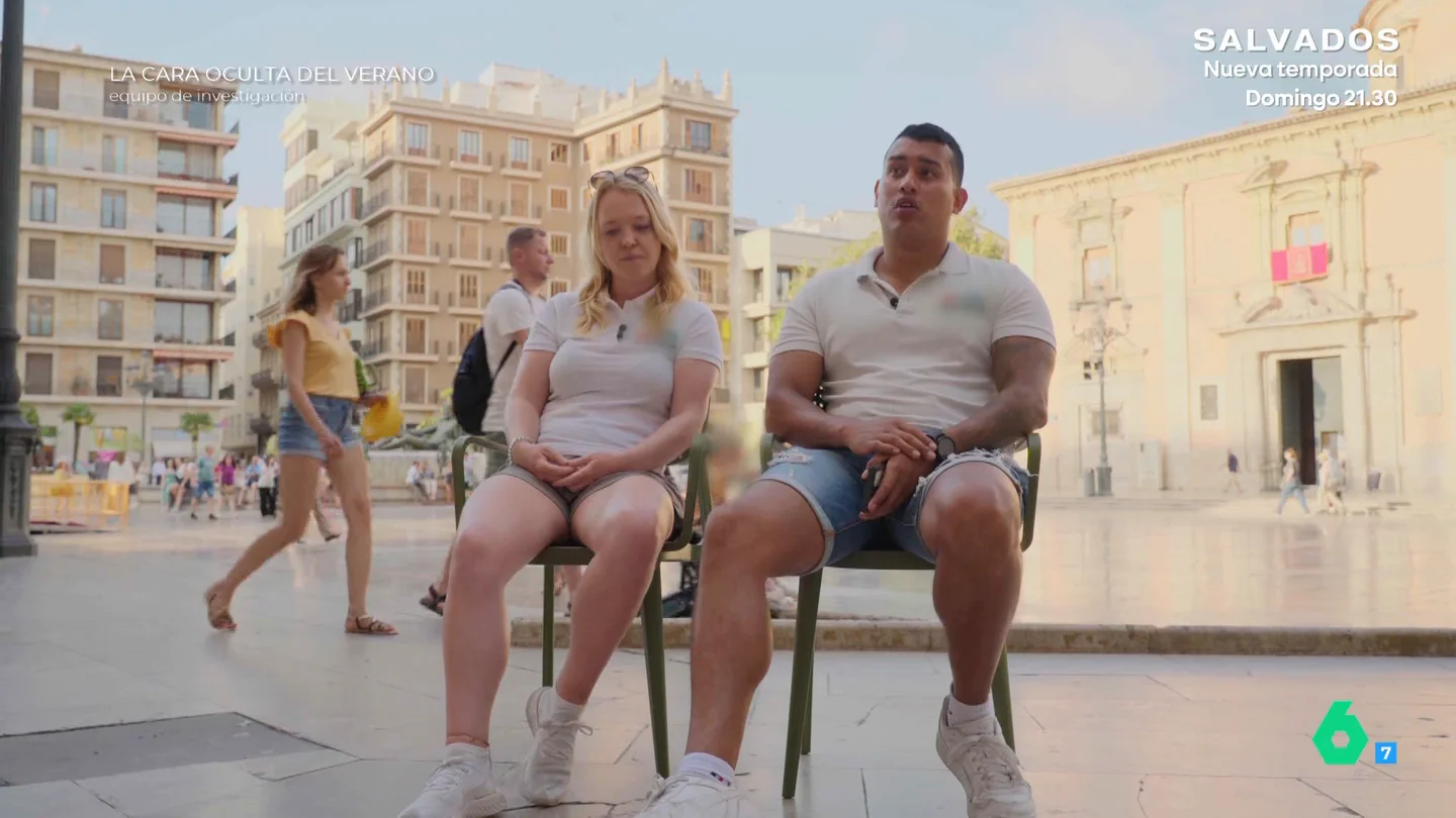 Dos guías de 'free tour' denuncian que trabajaban como falsos autónomos: "Te sentías desprotegido, no tenías derecho a nada" Camilo y Fiona, exguías de una empresa de 'free tour', comparten con Equipo de Investigación sus condiciones de trabajo como falsos autónomos: "Si no había turistas, no cobramos ni trabajamos ese día".