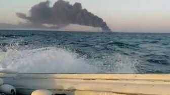 Barco incendiado cerca de Jarg