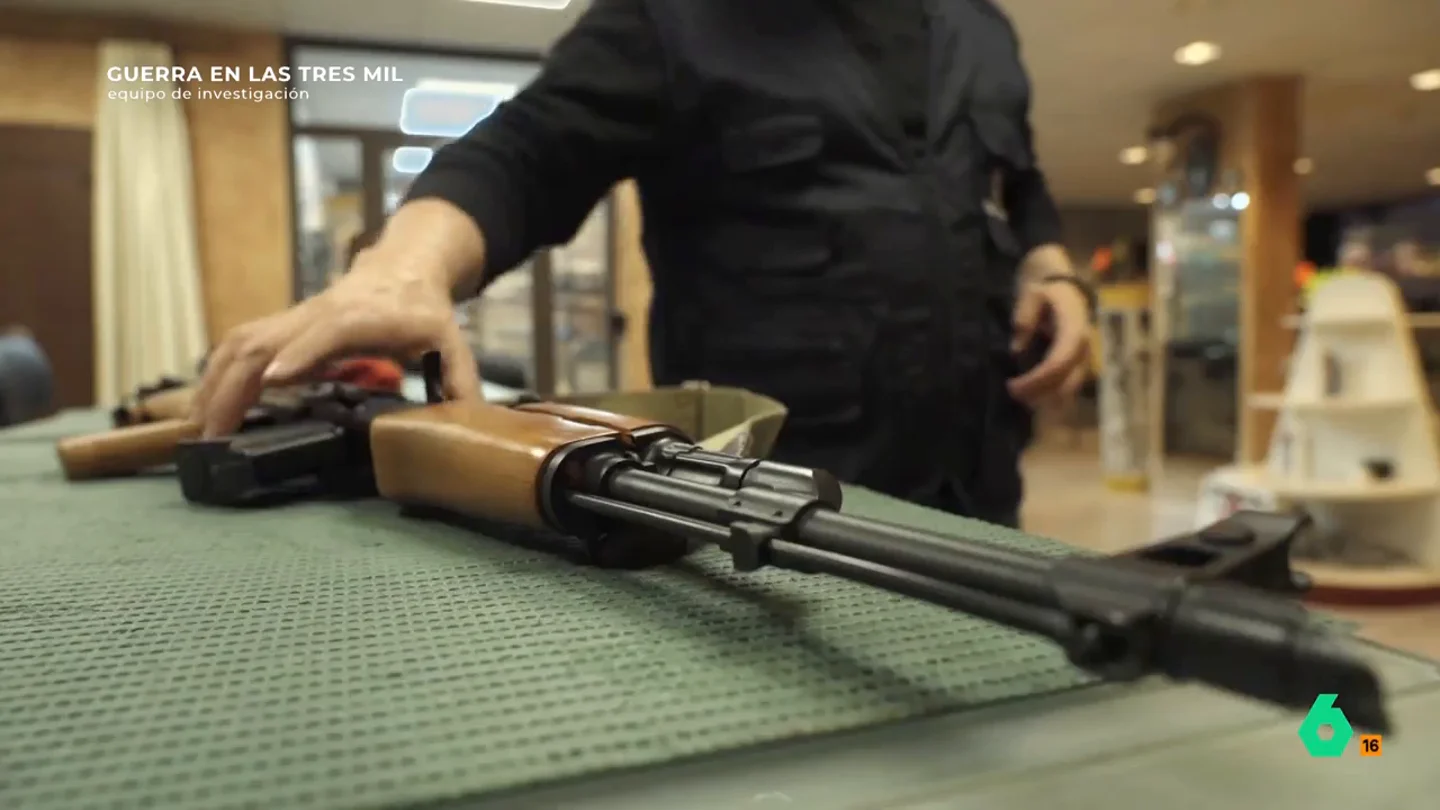 Un fusil AK-47 Un fusil AK-47