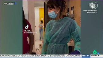 Aitana sorprende al visitar a una fan que est&aacute; hospitalizada en Barcelona