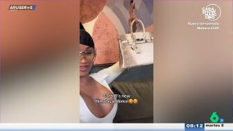 Alfonso Ar&uacute;s, impactado con el look 'trasero' de Cardi B: "Lleva el abrigo del pelo para tapar y el culo descubierto"
