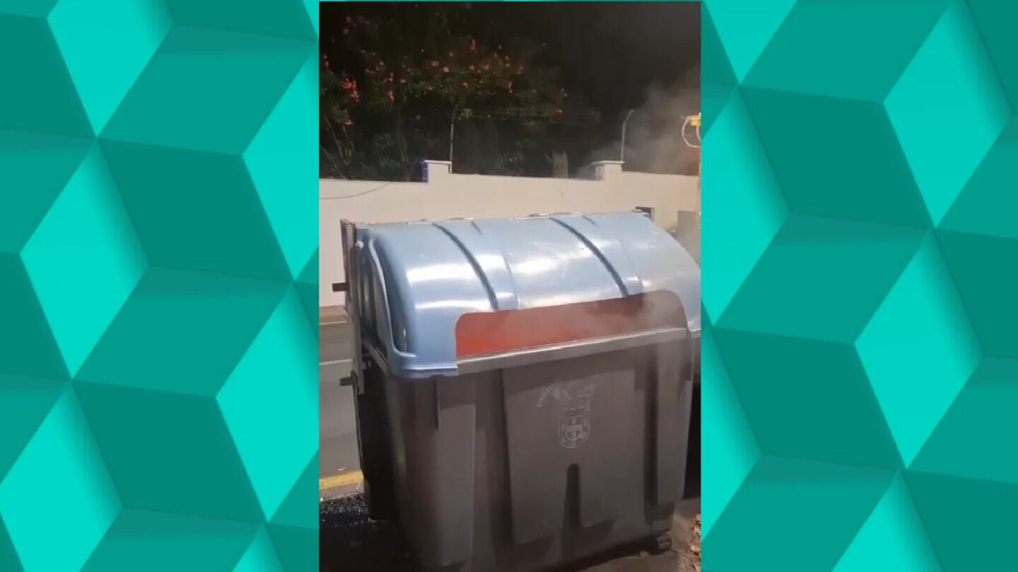 Nueva noche de tensi&oacute;n en Ceuta con actos vand&aacute;licos y quema de contenedores