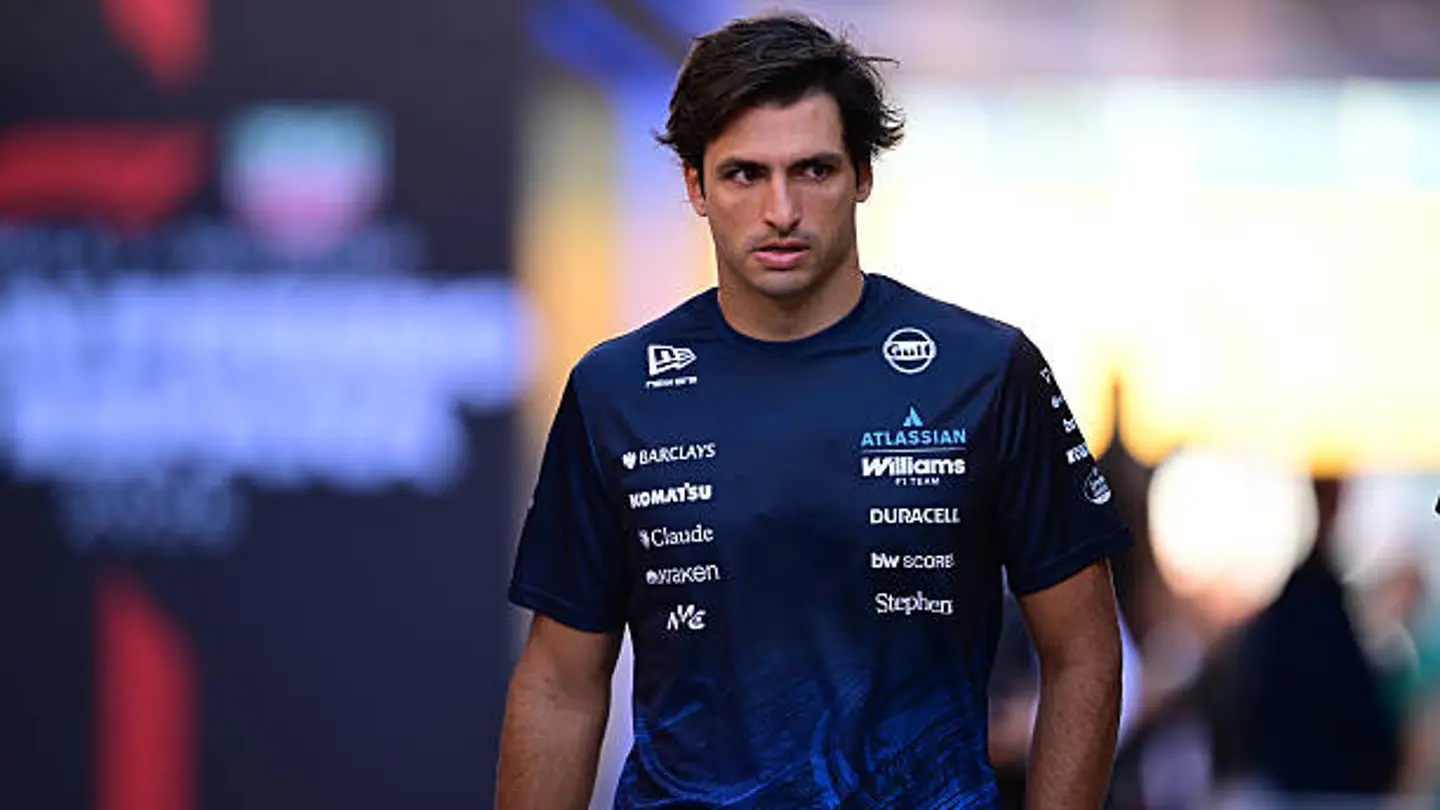 Malas noticias para Carlos Sainz: la FIA le impone una sanción de tres puestos en el GP de España Malas noticias para Carlos Sainz: la FIA le impone una sanción de tres puestos en el GP de España
