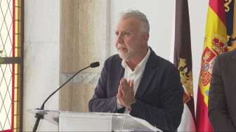 El ministro &Aacute;ngel V&iacute;ctor Torres, en Ceuta