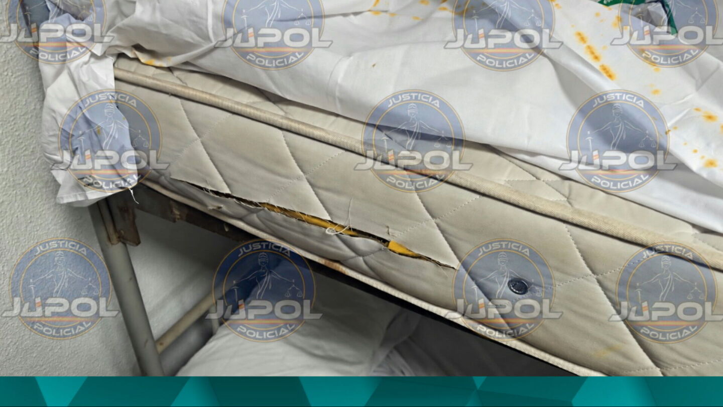 Colchones rotos de agentes en Ceuta