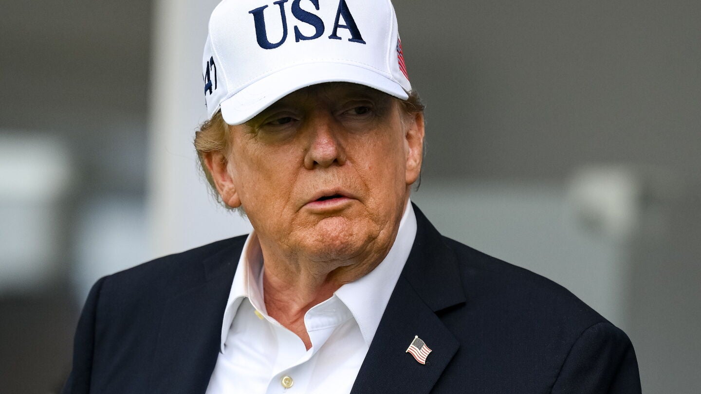 Donald Trump durante un torneo de golf