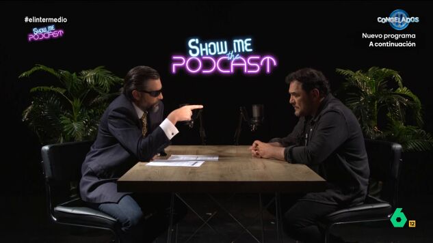 El artista ha sido el primer entrevistado por Dani Mateo, como el ultraliberal 'Show me the Dani', en su nueva secci&oacute;n: 'Show me the podcast'. 