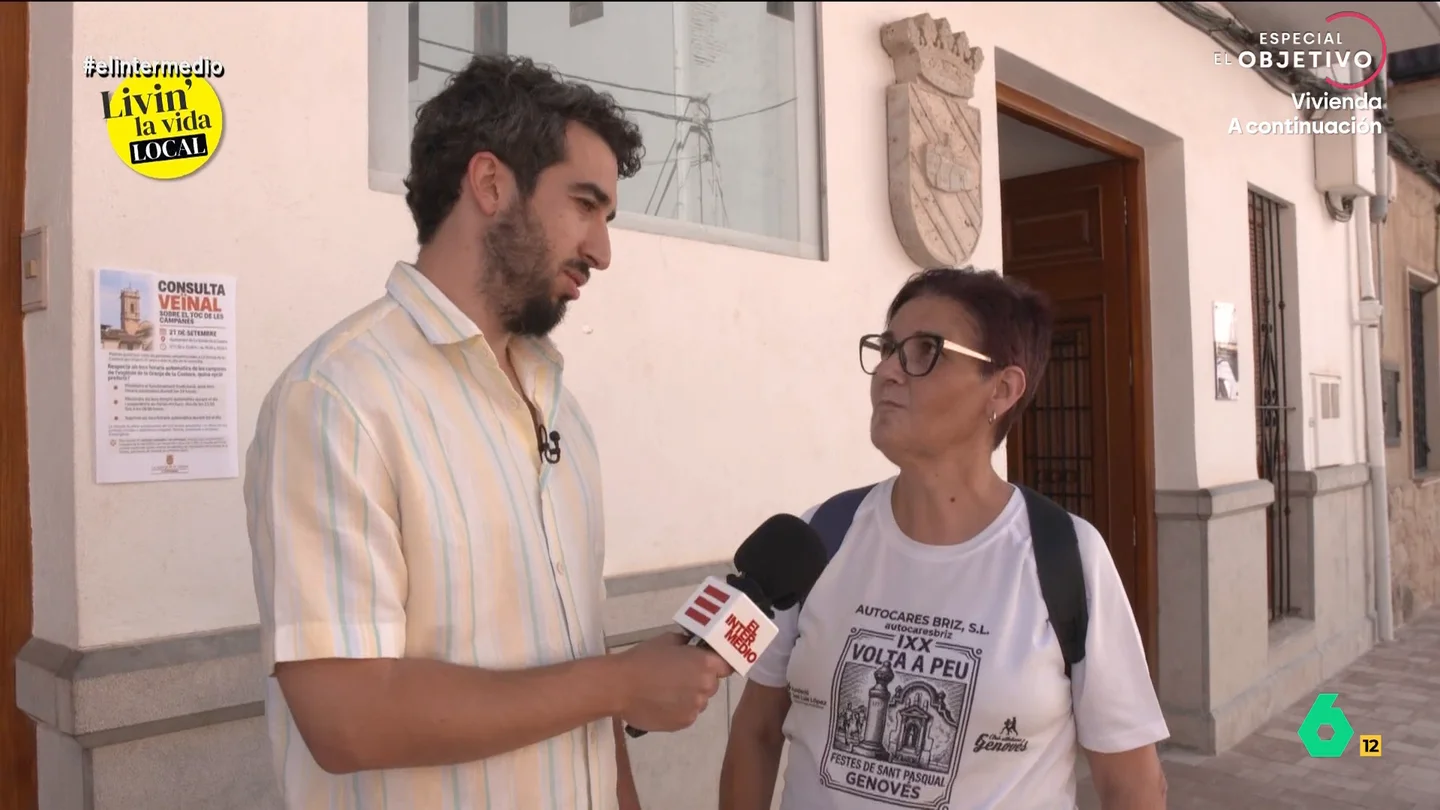 Una vecina de La Granja de la Costera defiende las campanas frente a Isma Juárez: "Dan vida al pueblo" El reportero se ha trasladado hasta este municipio valenciano en el que sus vecinos han hecho un referéndum sobre cuándo podían sonar las campanas de la iglesia. Isma ha charlado con varios vecinos para conocer su opinión sobre este hecho.