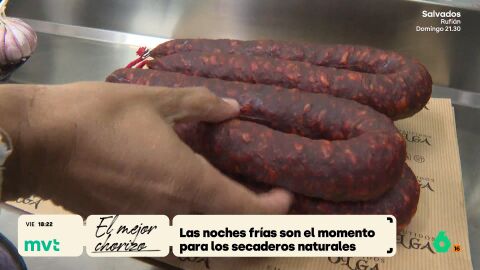 M&aacute;s Vale Tarde visita en Logro&ntilde;o el secadero artesanal del que sale el mejor chorizo del mundo durante dos a&ntilde;os seguidos. Ajo de las Pedro&ntilde;eras, piment&oacute;n de la Vera, sal y carnes nobles de cerdo hacen este manjar ideal para, c&oacute;mo no, unas patatas a la riojana.