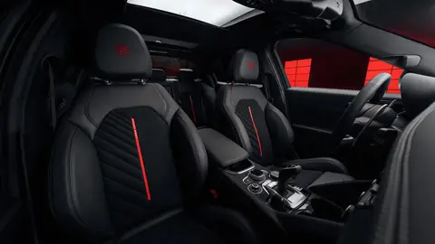 Alfa Romeo Stelvio Edizione Luna Rossa Alfa Romeo Stelvio Edizione Luna Rossa