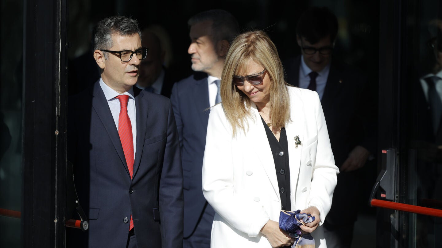 El ministro de la Presidencia, Justicia y Relaciones con las Cortes, Felix Bola&ntilde;os y la presidenta del Consejo General del Poder Judicial (CGPJ), Isabel Perell&oacute;