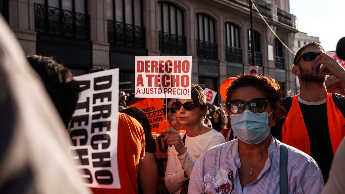 Manifestación contra los desahucios y la crisis de la vivienda en Madrid Manifestación contra los desahucios y la crisis de la vivienda en Madrid