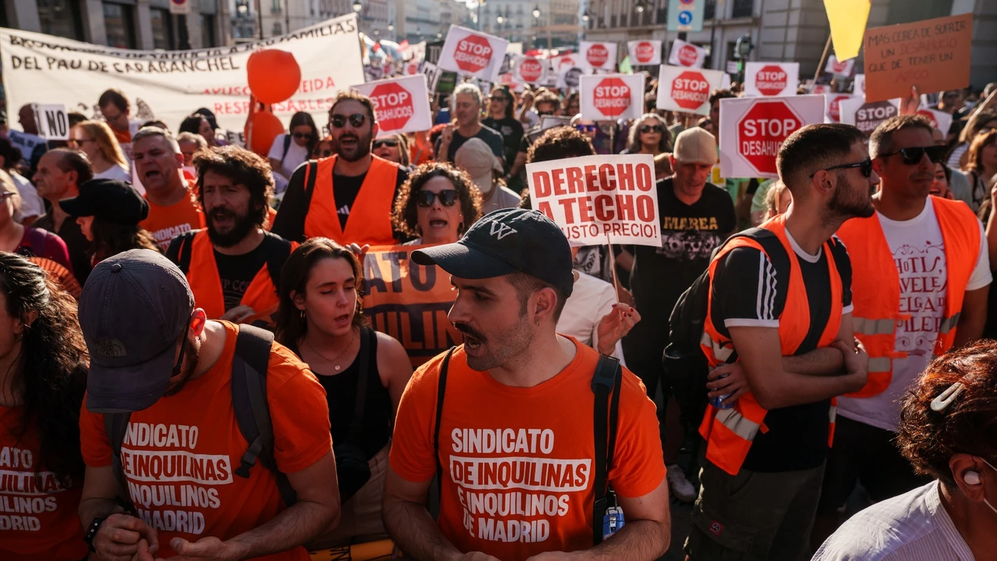 Manifestación contra los desahucios y la crisis de la vivienda en Madrid Manifestación contra los desahucios y la crisis de la vivienda en Madrid