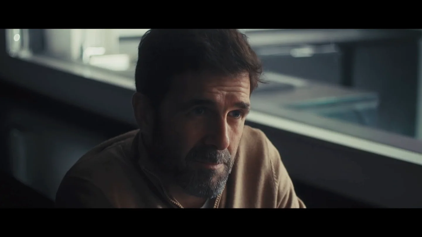 Gonzo, a Rufián tras su eslogan "el que la hace la paga, se llame Antonio o Hassan": "¿Eso no es relacionar migración con seguridad?" Gonzo, a Rufián tras su eslogan "el que la hace la paga, se llame Antonio o Hassan": "¿Eso no es relacionar migración con seguridad?"