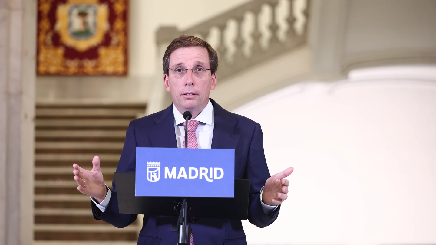 El alcalde de Madrid, José Luis Martínez-Almeida, atiende a los medios de comunicación, a 29 de septiembre de 2026, en Madrid (España) El alcalde de Madrid, José Luis Martínez-Almeida, atiende a los medios de comunicación, a 29 de septiembre de 2026, en Madrid (España)