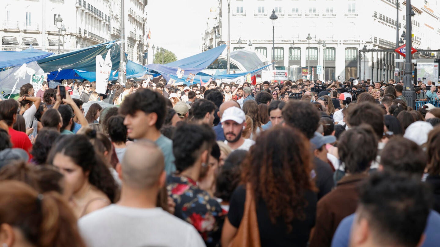 Vista de la acampada en la Puerta del Sol este mi&eacute;rcoles en Madrid