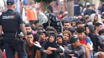 Decenas de migrantes, en Loma Colmenar