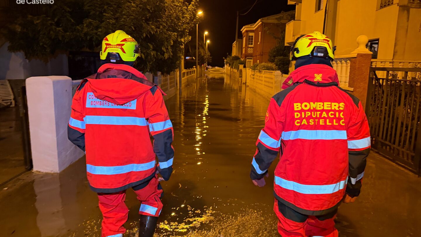 Los bomberos realizan ocho servicios por las lluvias en Castell&oacute;n