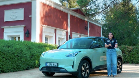 Geely E2