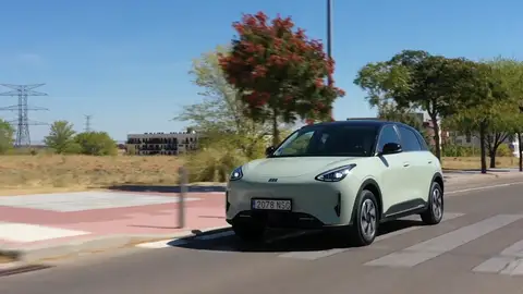 Geely E2 Geely E2