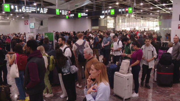El temporal da una tregua en Catalu&ntilde;a, pero deja un reguero de incidencias: caos en Sants, vuelos cancelados y carreteras cortadas