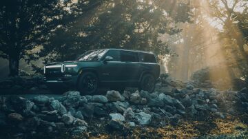 El nuevo coche de m&aacute;s de 1.000 CV que cambia su comportamiento cuando lo conduce tu hijo