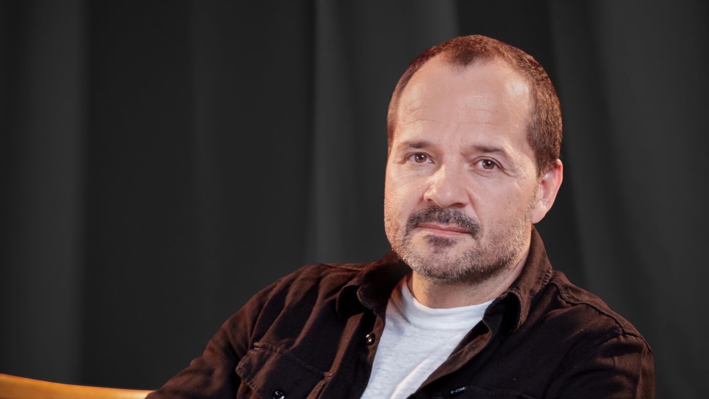 &Aacute;ngel Mart&iacute;n