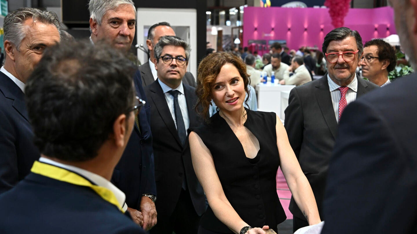 La presidenta de la Comunidad de Madrid, Isabel D&iacute;az Ayuso, visita este martes los stands de la feria 'Fruit Attraction'