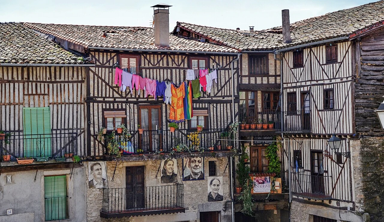 La Plaza de Mogarraz