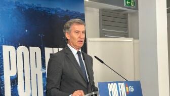 El presidente del Partido Popular, Alberto N&uacute;&ntilde;ez Feij&oacute;o, durante una comparecencia, en el Centro Cultural Estaci&oacute;n de Ferrocarril
