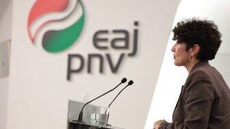 La portavoz del PNV en el Congreso, Maribel Vaquero, en la imagen donde ha se&ntilde;alado este martes que PNV votar&aacute; de nuevo en la Diputaci&oacute;n Permanente del Congreso a favor del primero de los decretos