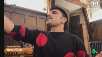 Rodrigo Cuevas canta en directo en El Intermedio contra la masificaci&oacute;n tur&iacute;stica en Mallorca: "Los ingleses y alemanes..."