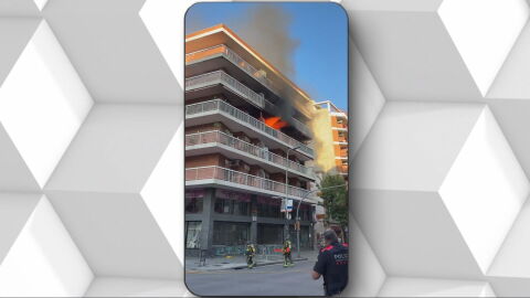 Muere un hombre de 95 a&ntilde;os en el incendio de un piso en el distrito de Sants-Montju&iuml;c de Barcelona