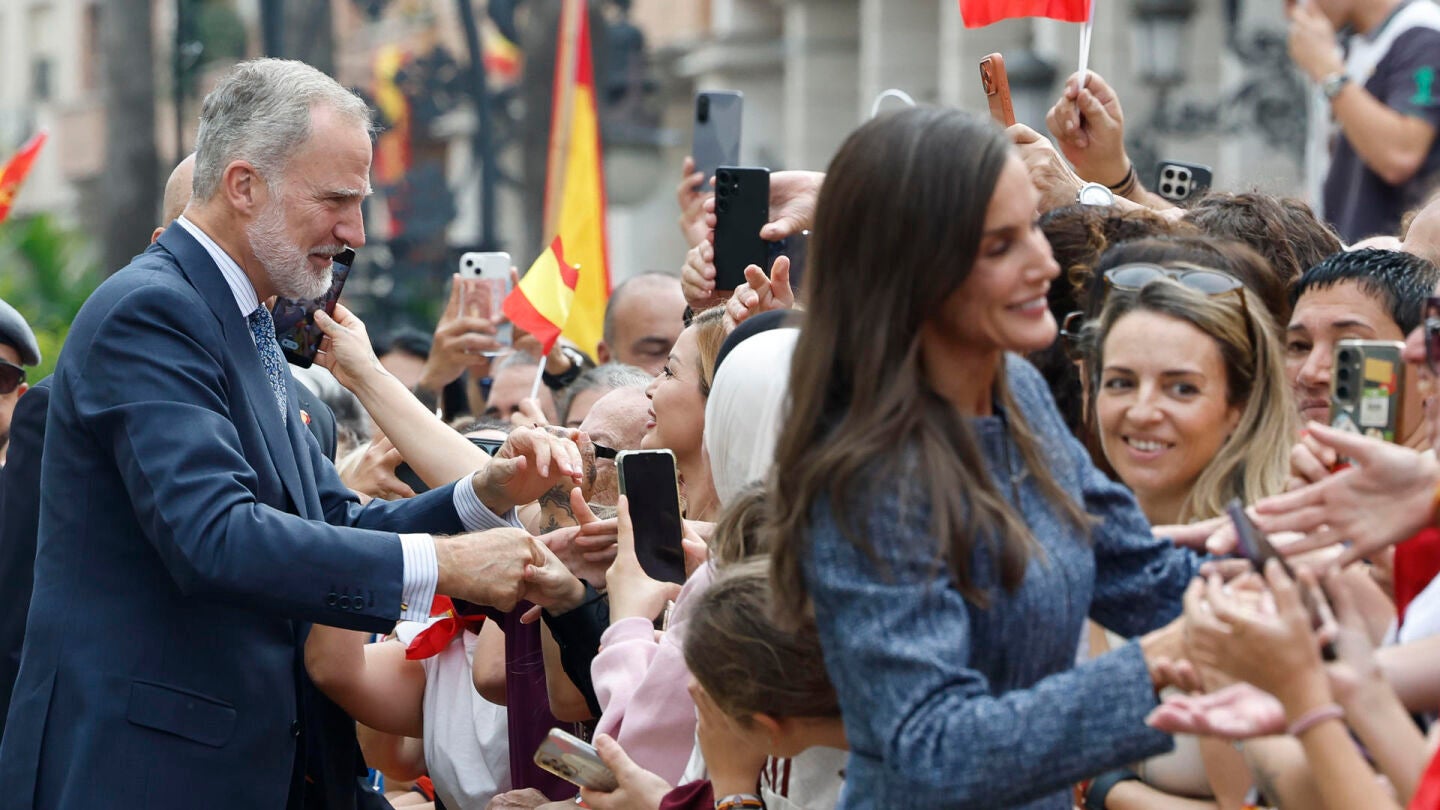 Los reyes llegan a Ceuta para una visita hist&oacute;rica
