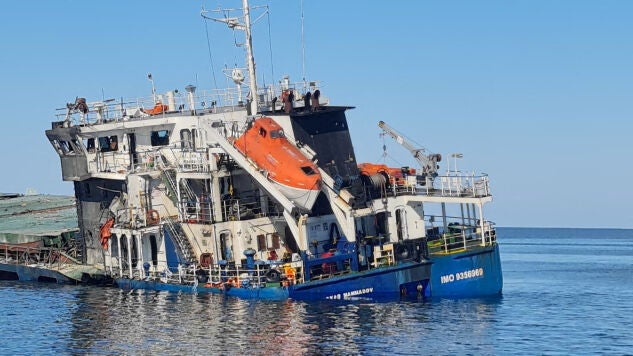 Imagen de un buque atacado en el mar Negro