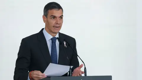 El presidente del gobierno Pedro Sánchez, este lunes en el Complejo de la Moncloa. El presidente del gobierno Pedro Sánchez, este lunes en el Complejo de la Moncloa.