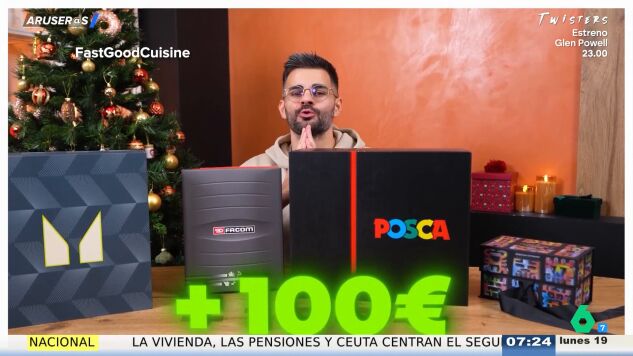 Un creador de contenido pone a prueba calendarios de Adviento de m&aacute;s de 200 euros: "Se nos est&aacute; yendo mucho"