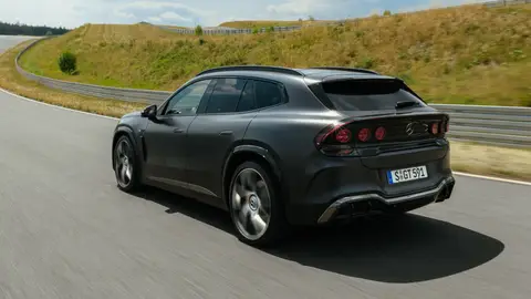 Mercedes-AMG GT SUV Mercedes-AMG GT SUV