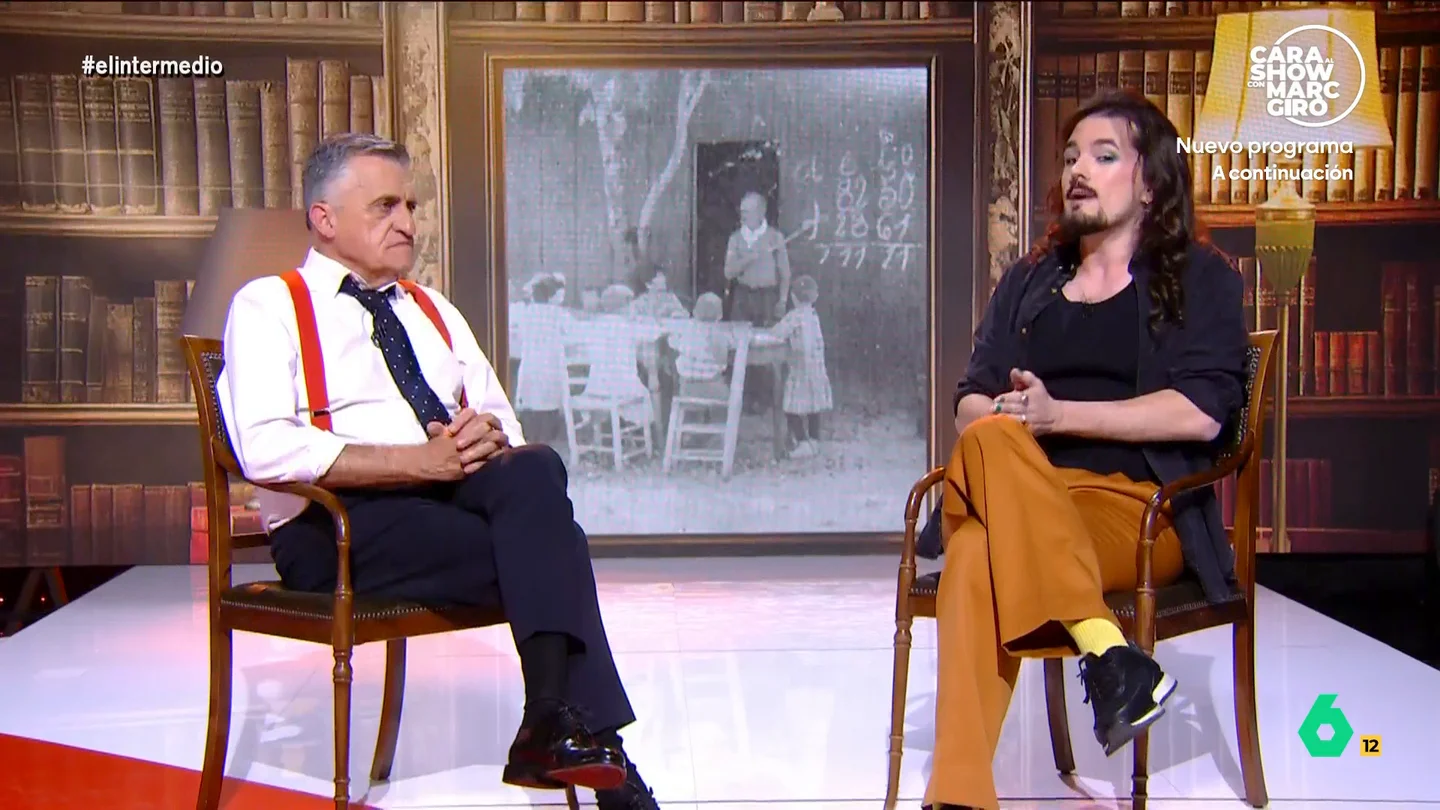 Mikel Herrán habla de la precariedad de la educación pública en la historia: así nació la expresión "pasar más hambre que un maestro de escuela" Mientras los profesores se manifiestan en Madrid por mejorar las condiciones de la educación pública, Mikel Herrán recuerda cómo la precariedad en la enseñanza pública ya era una constante hace dos siglos.
