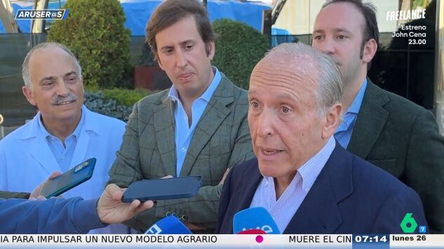 El m&eacute;dico que oper&oacute; al rey Felipe VI de cataratas explica por qu&eacute; el rey tuvo que pernoctar en el hospital