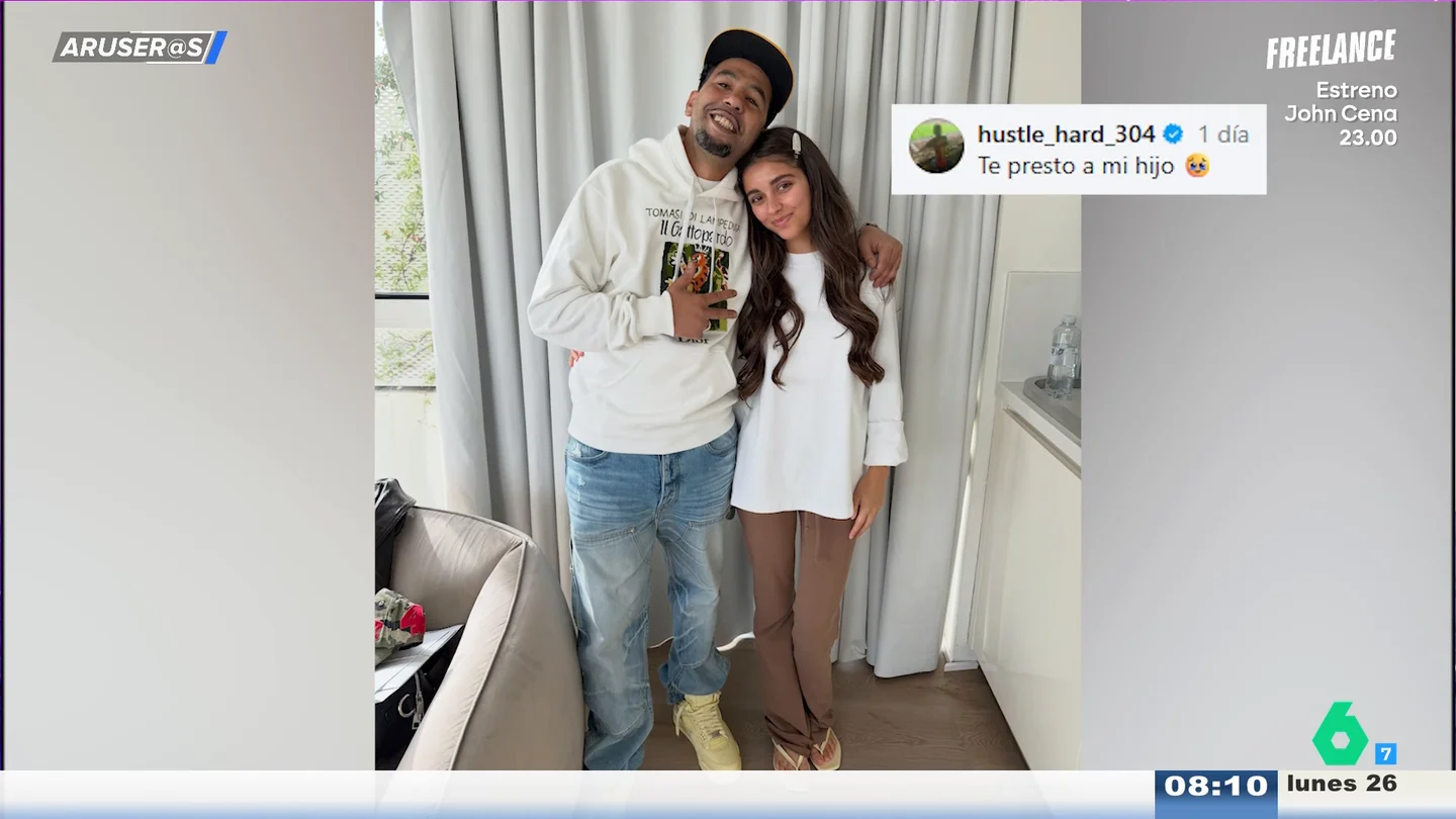La fotografía viral del padre de Lamine Yamal con Inés García: "Te presto a mi hijo" La fotografía viral del padre de Lamine Yamal con Inés García: "Te presto a mi hijo"