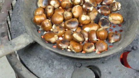 Castañas asadas Castañas asadas