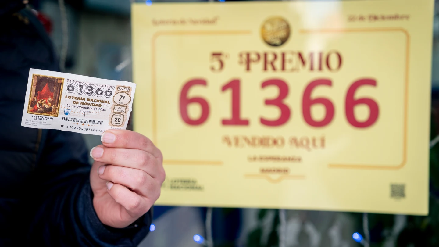 Un décimo premiado con un quinto premio en el sorteo de la Lotería de Navidad de 2025 Un décimo premiado con un quinto premio en el sorteo de la Lotería de Navidad de 2025