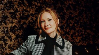 Sarah J. Maas