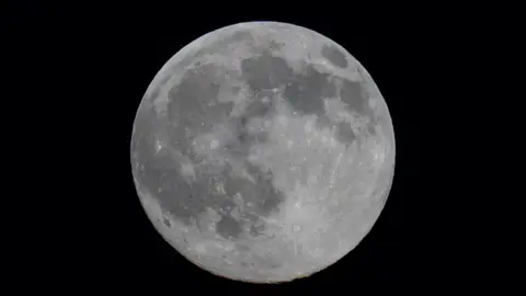 Luna del Cazador en Lisboa Luna del Cazador en Lisboa