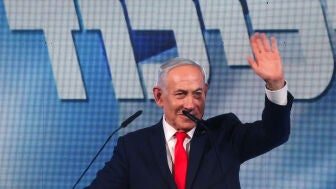 El primer ministro de Israel, Benjamin Netanyahu, celebra los resultados de las elecciones